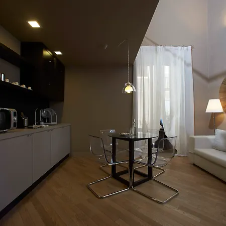 Ferrini - Via Monte Sant'agata Apartamento *